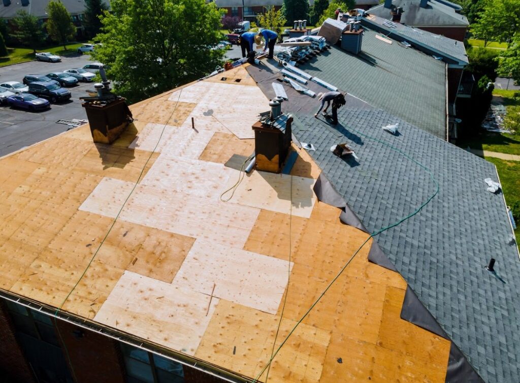 licensed and insured roofers in Stockton